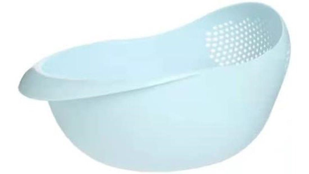 blue plastic rice colander