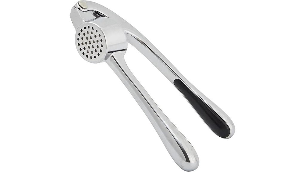 ergonomic garlic press design