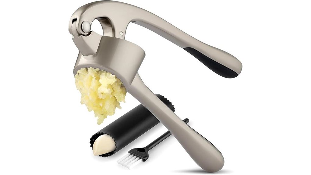 garlic press kitchen tool