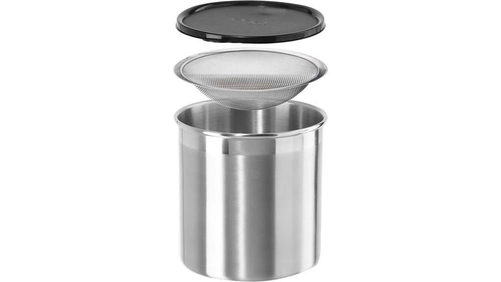 grease storage with strainer