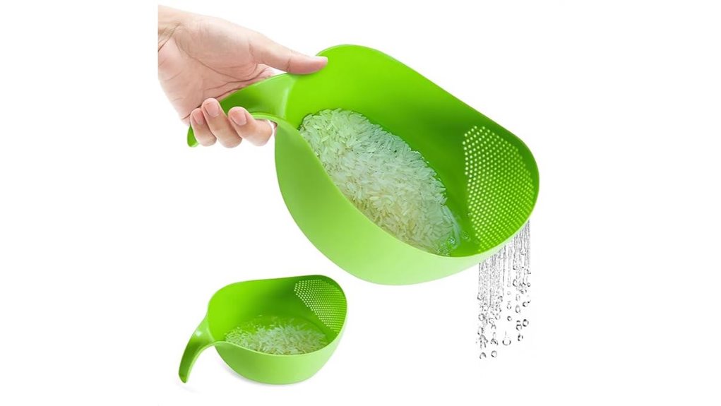 handle for easy draining