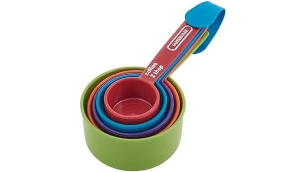 measuring cups and scoop