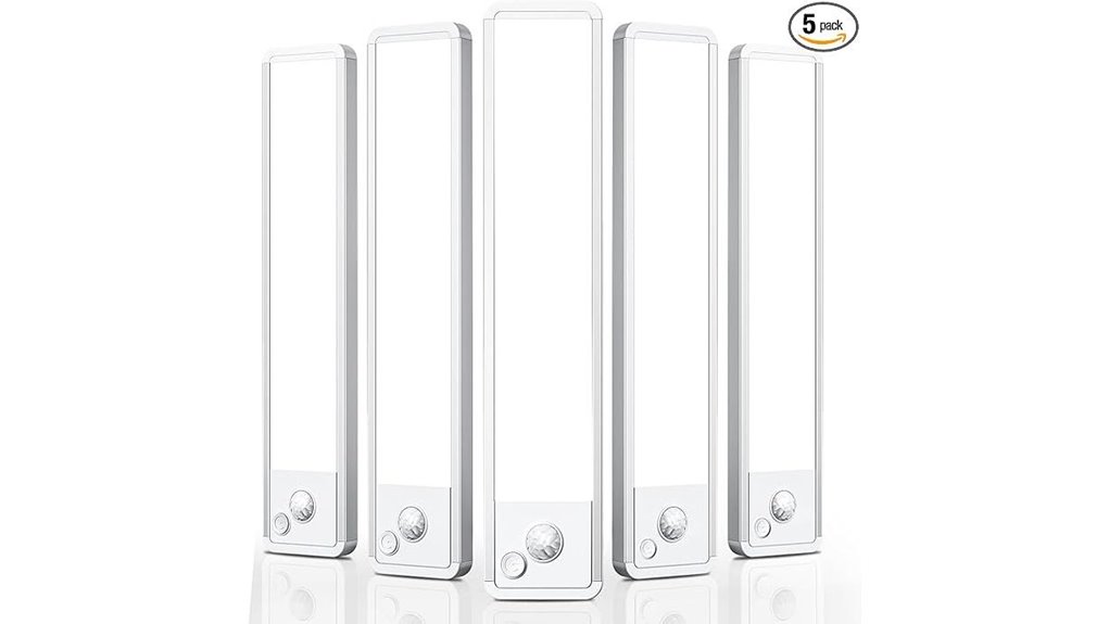 motion sensor under lighting