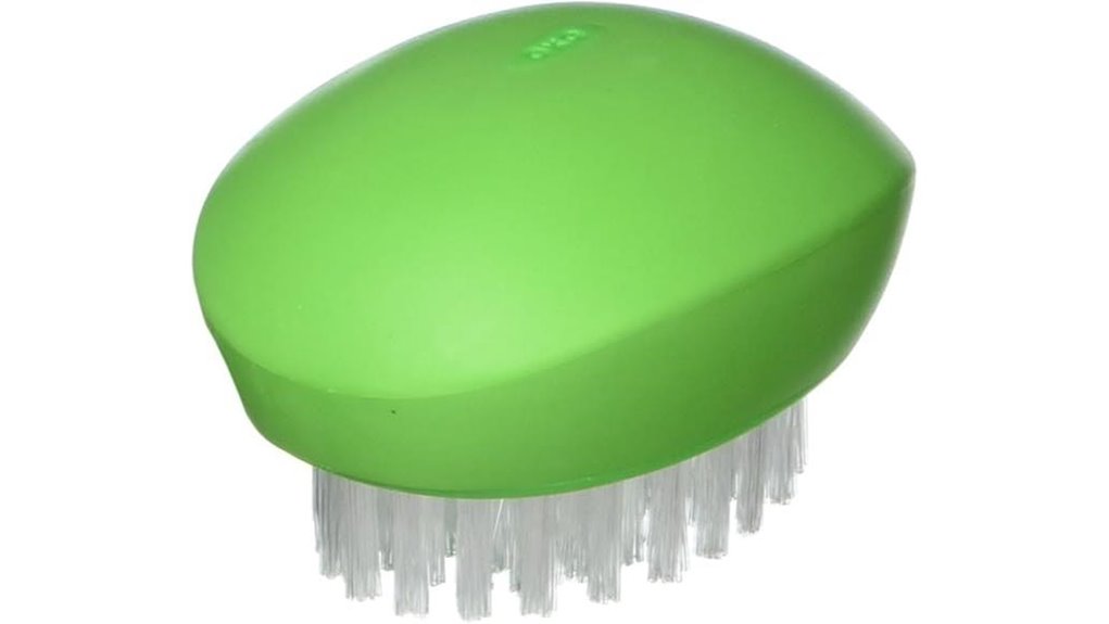 oxo vegetable brush black