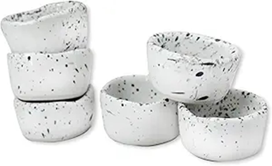 stoneware pinch bowl set